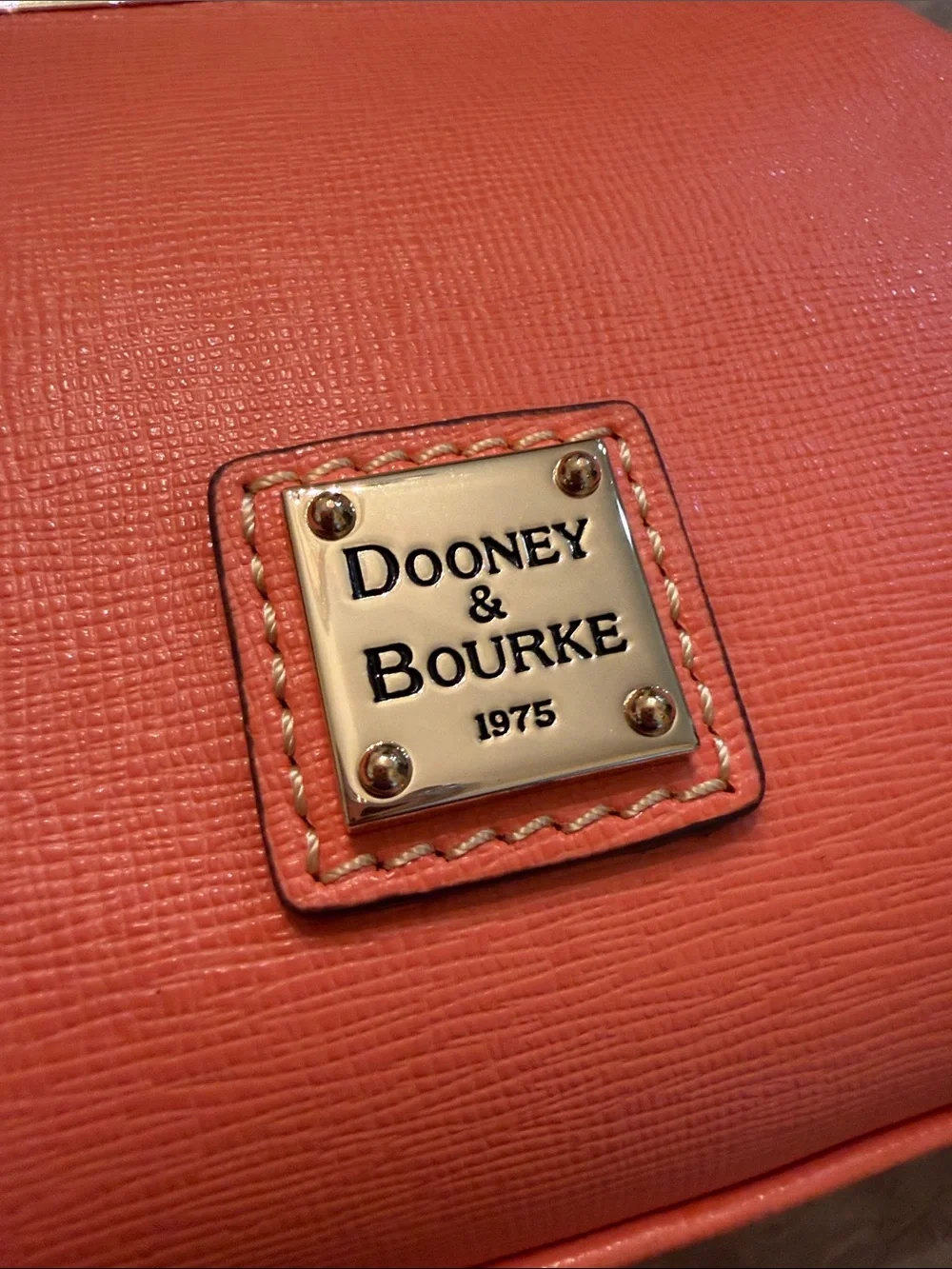 Dooney & Bourke NWT Bright Orange Leather Kiss-Lock card Holder/coins  purse